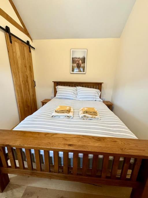 The Paws And Wander Hideaway Villa Mitchel Troy Esterno foto
